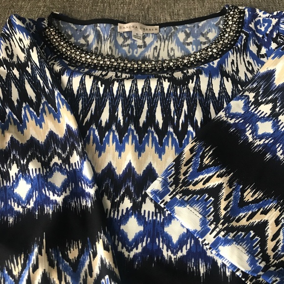 Patterned Dress - Picture 2 of 2